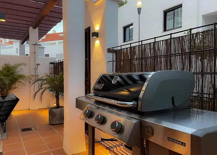 Maestranza Exclusive Townhouse Close To Puerto Banus With Bbq Pool 公寓 马尔韦利亚